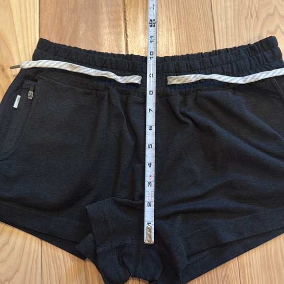 Vuori Halo Performance shorts XS - Picture 7 of 7